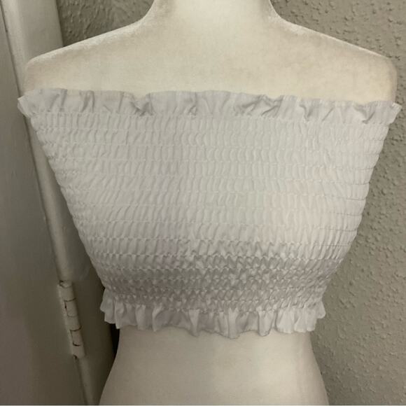 SHEIN White Ribbed Tube Cropped Top  M Casual Costal Cowgirl Coquettte Girl - Picture 1 of 7